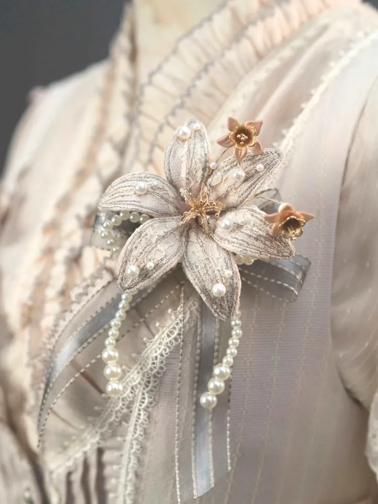 Blue / Purple / Gray Bead Details Lily Brooch