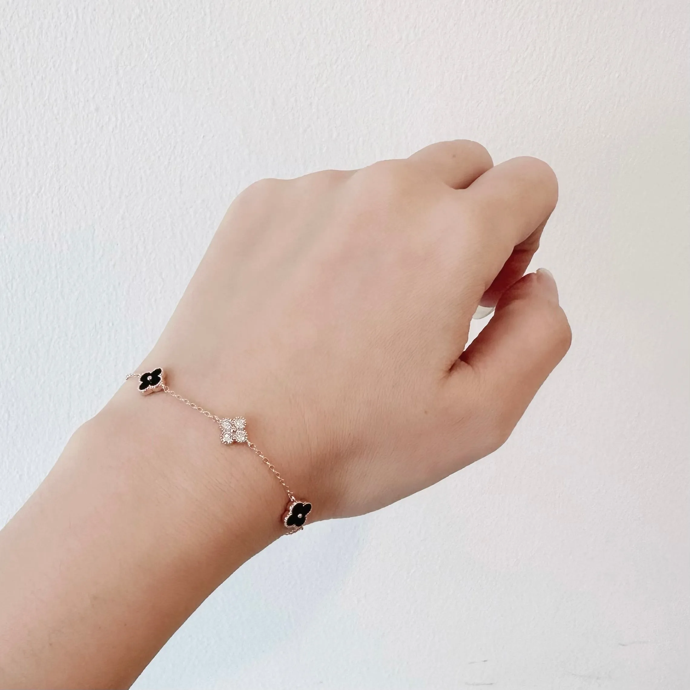 Rose Gold Black Vanya Diamond Clover Bracelet