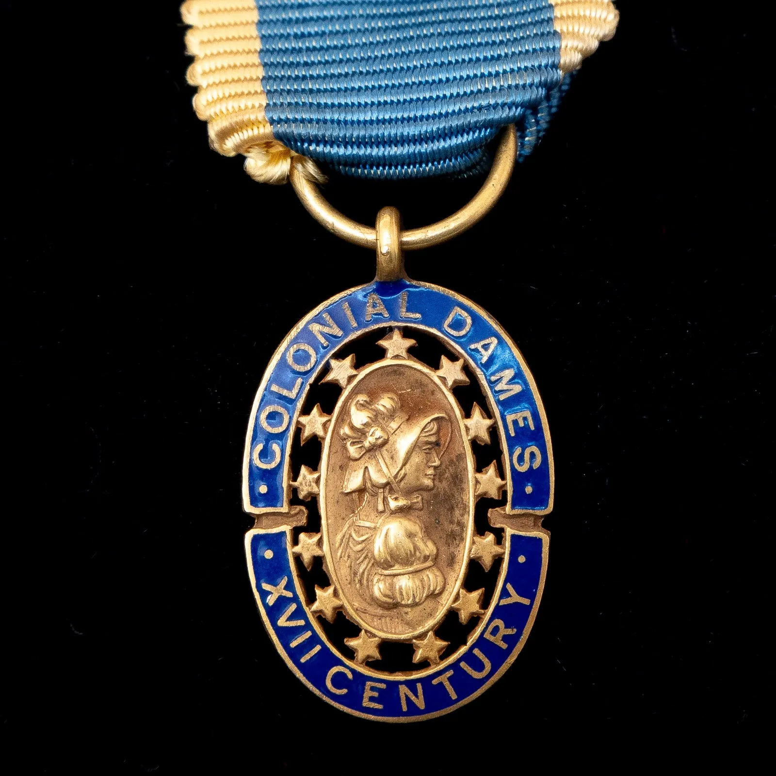 The National Society of Colonial Dames XVII Century Insignia Brooch
