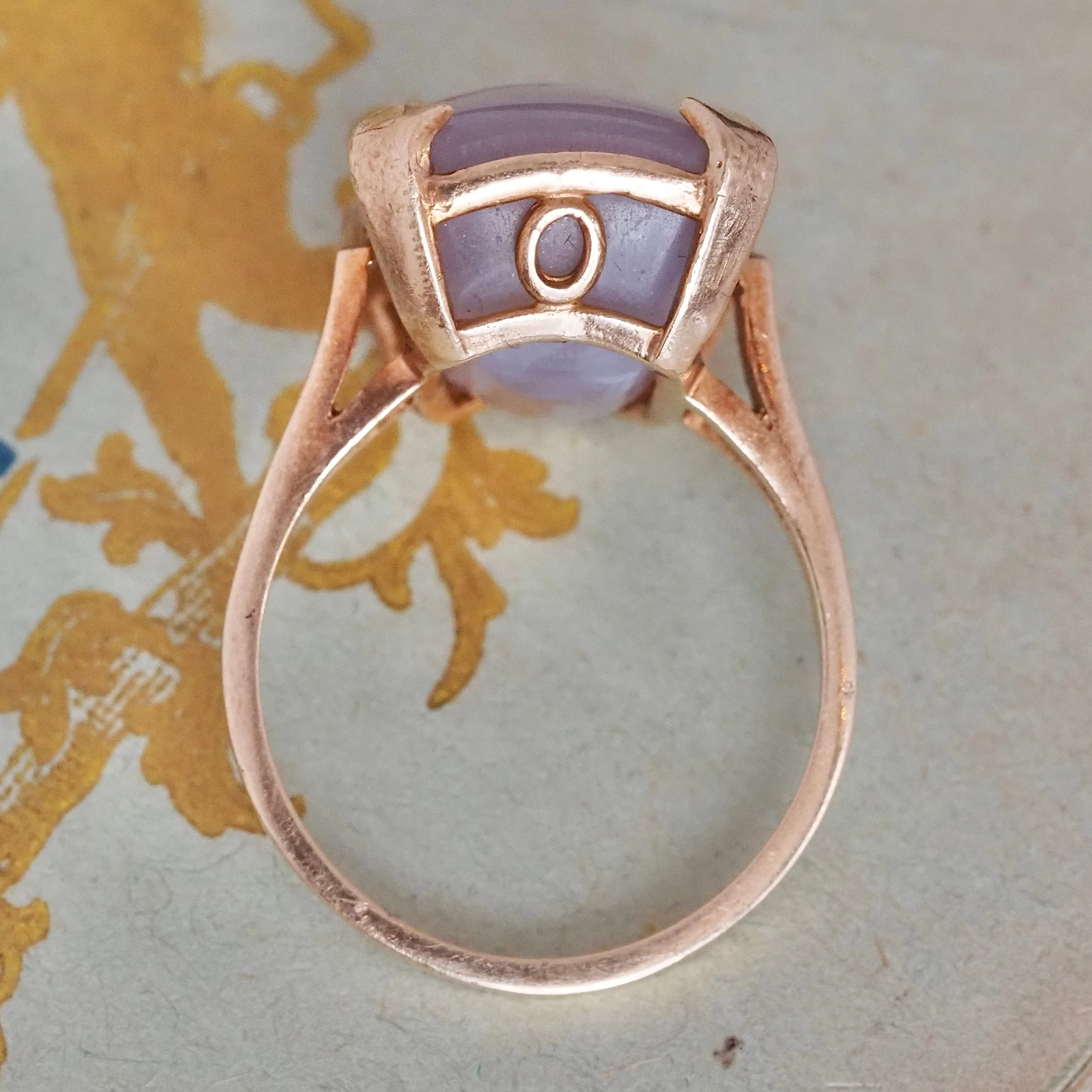 Vintage c. 1940s/1950s Blue Lavender Agate 10k Gold Ring