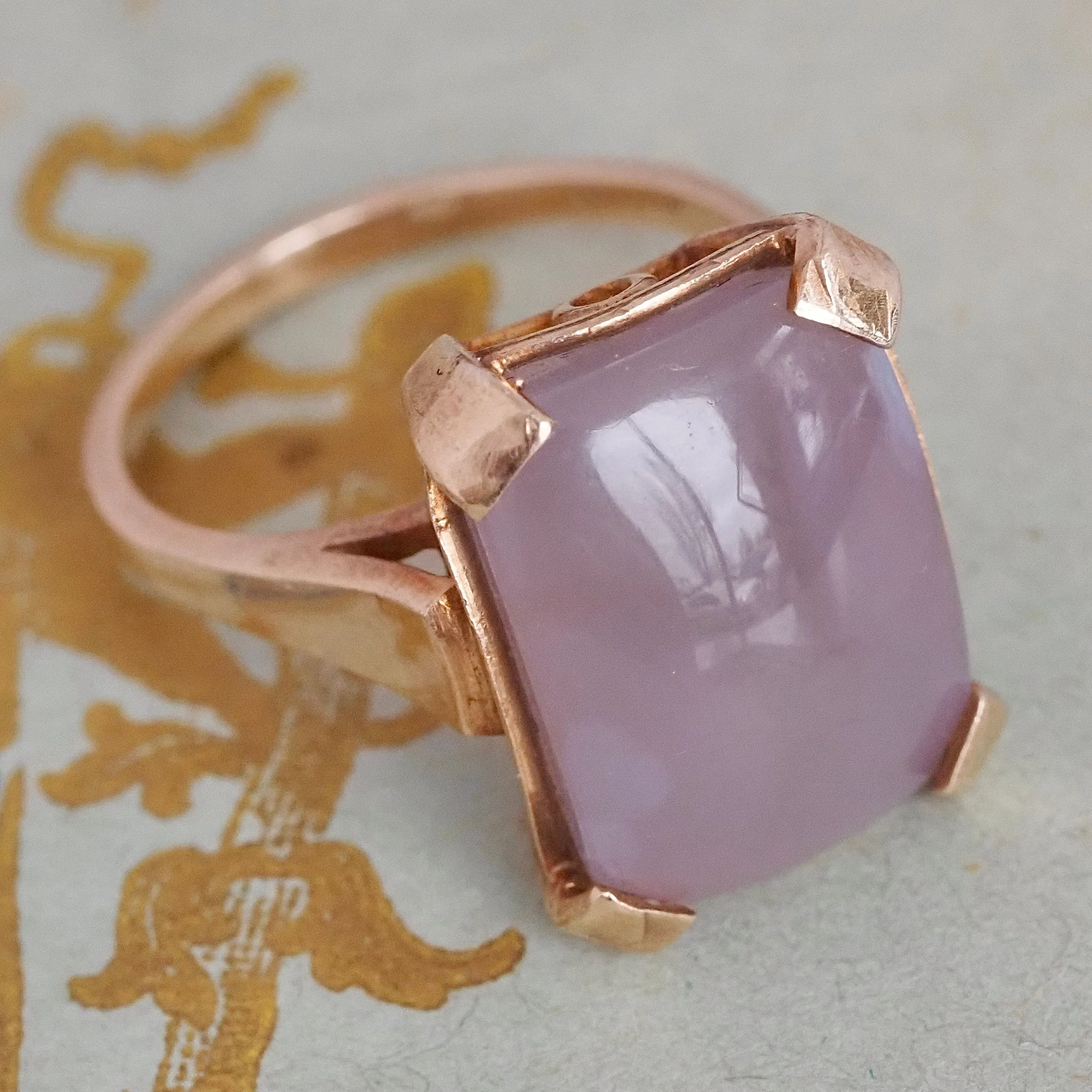 Vintage c. 1940s/1950s Blue Lavender Agate 10k Gold Ring